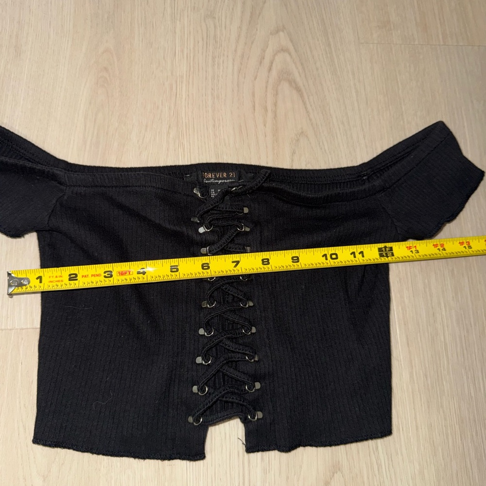 Forever 21 Black Crop Top - Picture 2 of 3